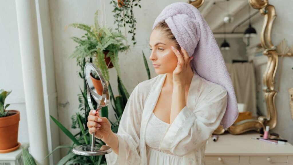 Tipos de espelhos e suas funções decorativas